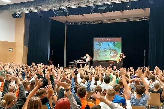 Viel Musik, Humor und Mitmachmomente zogen die Kinder in ihren Bann. Am Abend kamen dann auch die Erwachsenen auf ihre Kosten.