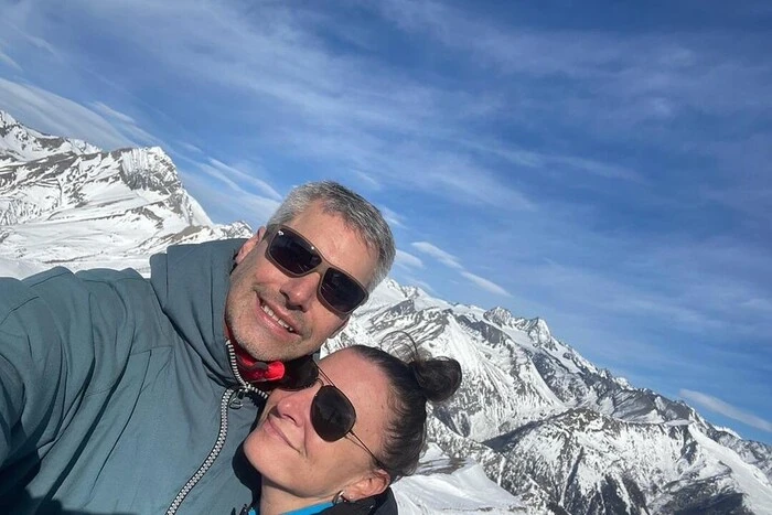 2. Platz: Kanzler Nehammer schickt Grüße vom Skiurlaub. In der Wiener Ferienwoche schnallt er im Großglocknerresort Kals seine Brettln an und zeigte sich vom verschneiten Osttirol begeistert. 