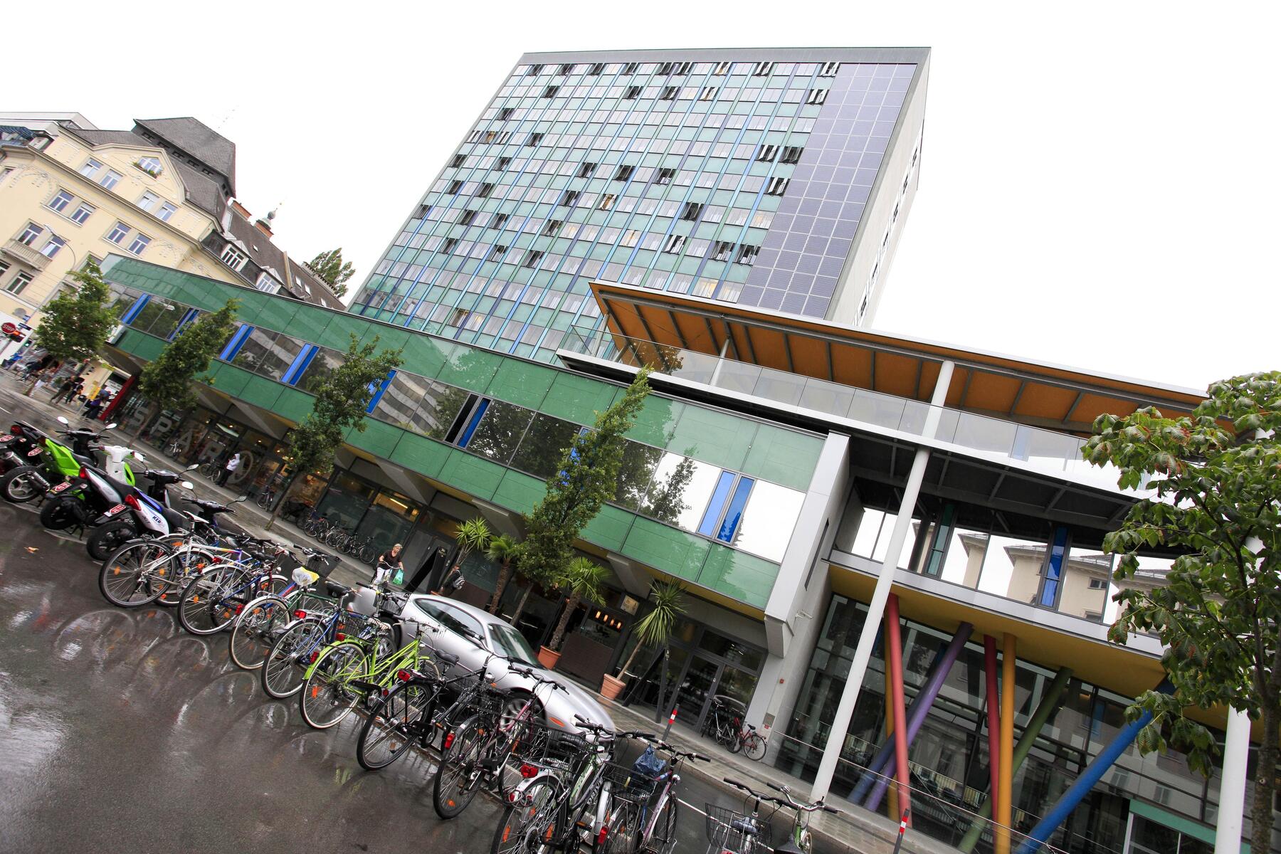 Zehn Abteilungen? Das kann nur der Anfang sein