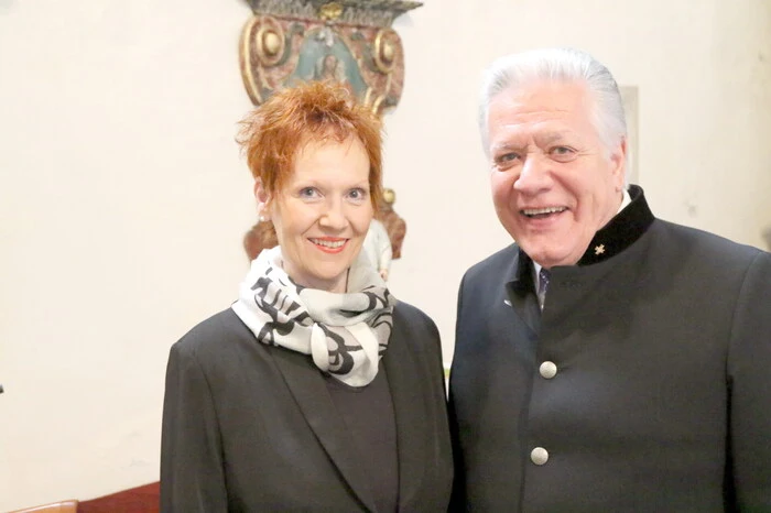 Als Sprecher fungierten Ilse Fraiss und Herbert Murero. 