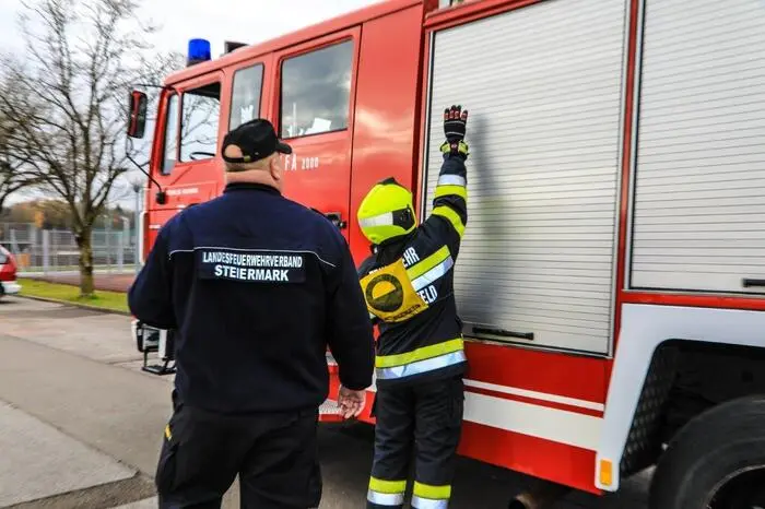 Die Feuerwehren Knittelfeld und Apfelberg stellten sich dieser Prüfung in den Stufen Bronze, Silber und Gold.
