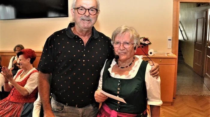 Klicken Sie sich durch die Fotos von der Jubiläumsveranstaltung "30 Jahre Pensionistenchor" in den Stadtsälen Voitsberg.
