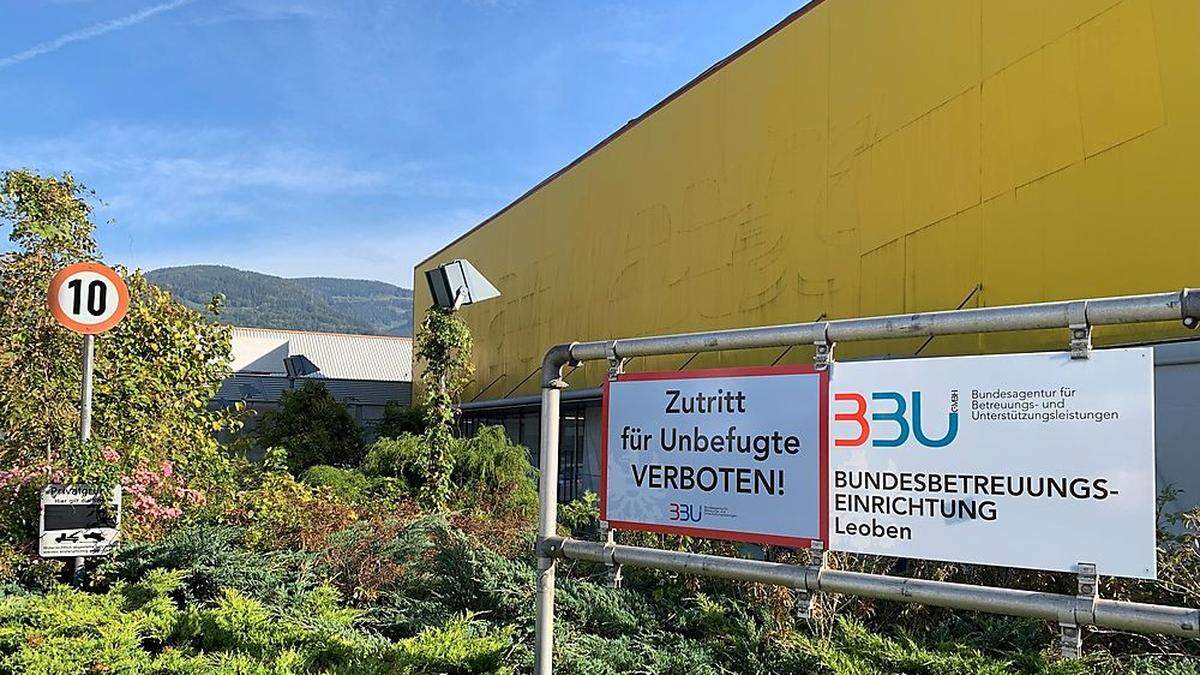 In der Asylunterkunft in Leoben ist es Sonntagnacht zu einem Großeinsatz der Polizei gekommen