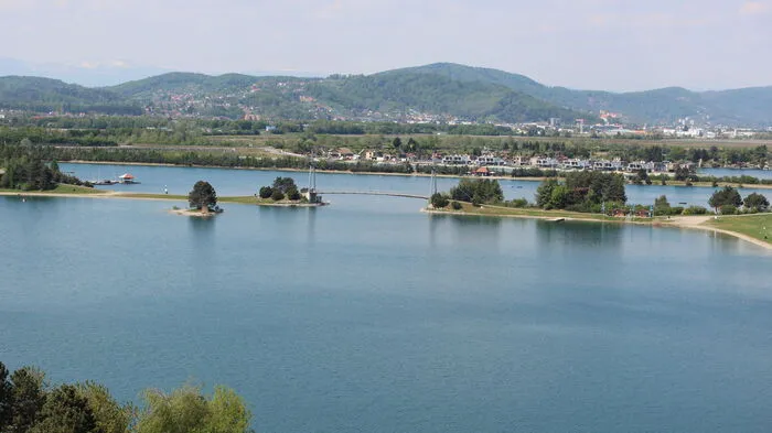 560.000 Quadratmeter umfasst der See