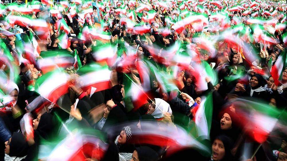 In Teheran wird der Jahrestag der Revolution 1979 gefeiert 