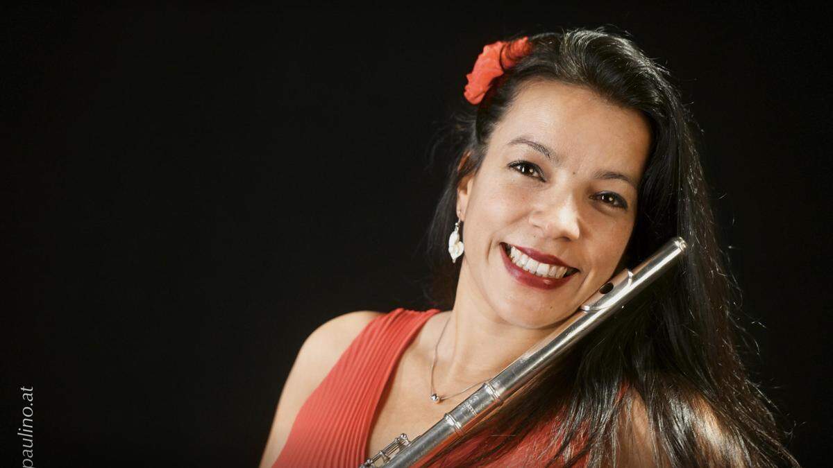 Musikerin und Sängerin Endrina Rosales unterrichtet seit zehn Jahren an der Kunst- und Musikschule mehrere Fächer