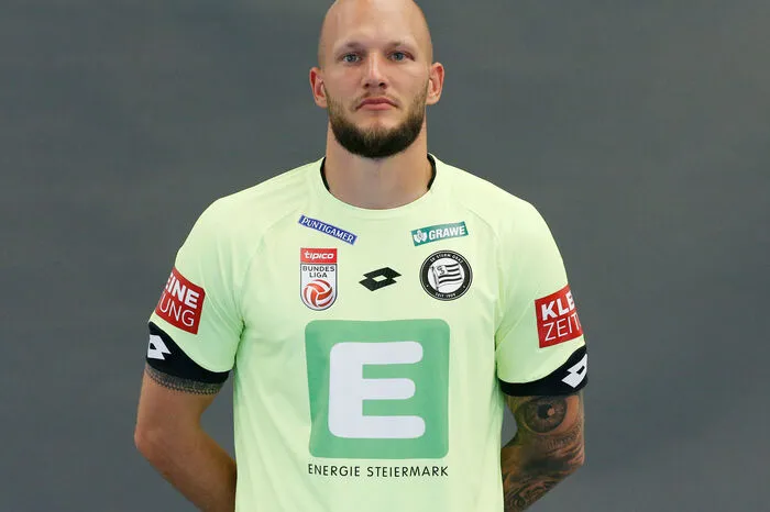 Daniel Lück, geboren am 18. Mai 1991. Vereine als Profi: SC Paderborn, Energie Cottbus, Sturm Graz Spiele für Sturm (vor der Saison): 4