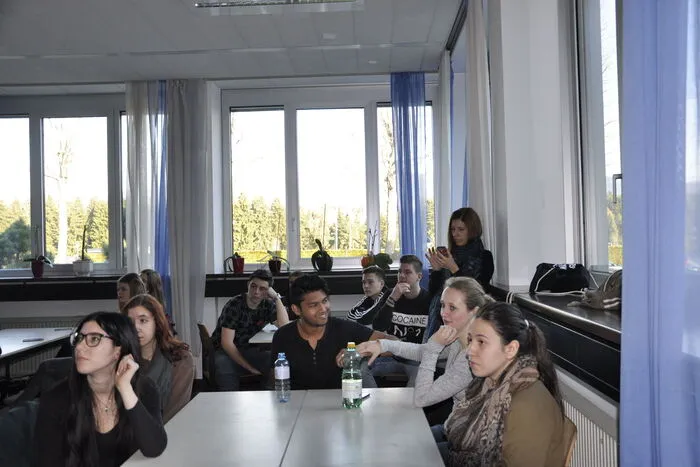 Die Workshops finden an zwei Tagen jeweils vormittags von 9 bis 12 Uhr und nachmittags von 13 bis 16 Uhr statt.