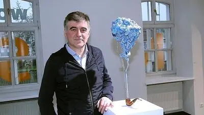 Der Oberösterreicher stellt seine Werke aktuell im Kunsthaus Köflach aus