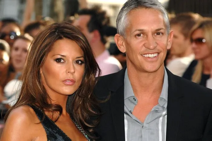 "Die schlimmste Niederlage unserer Geschichte. England geschlagen von einem Land, in dem es mehr Vulkane gibt als Fußballprofis." Englands Ex-Nationalspieler und heutiger TV-Experte Gary Lineker über das Achtelfinal-Aus gegen Island.