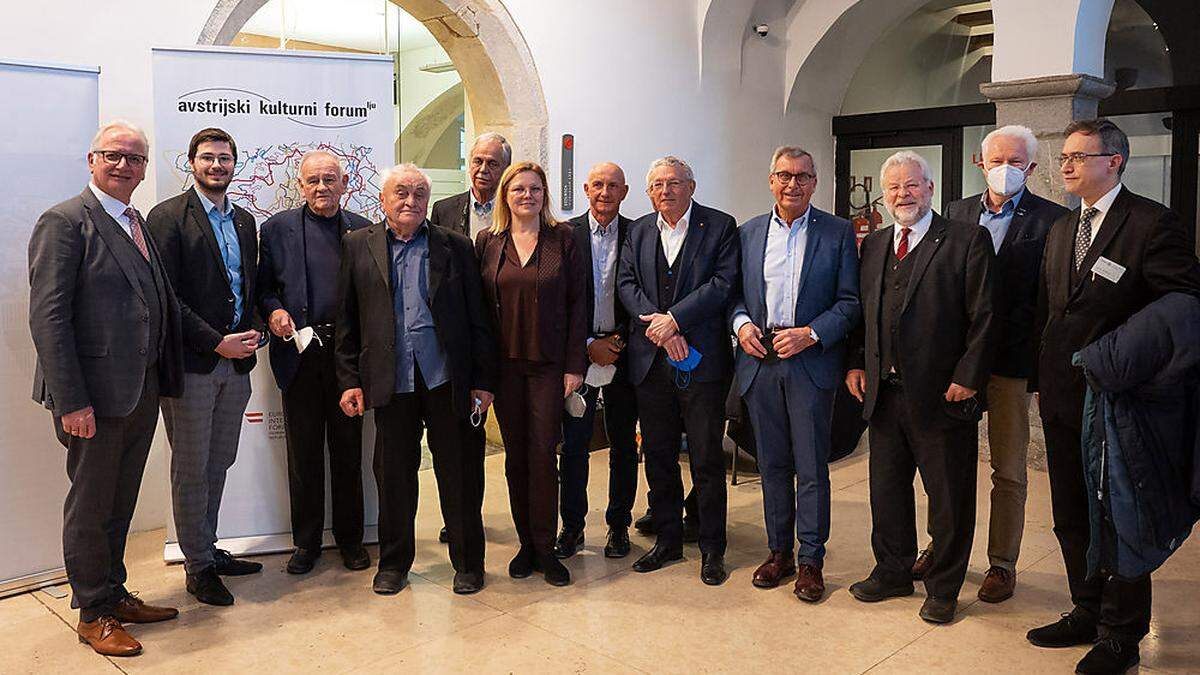 Rotarier aus Spittal und Gottschee mit Landtagspräsident Reinhart Rohr, Stadtrat Lukas Gradnitzer und Kathrin Stainer-Hämmerle (Rotary Club Klagenfurt- Lindwurm)