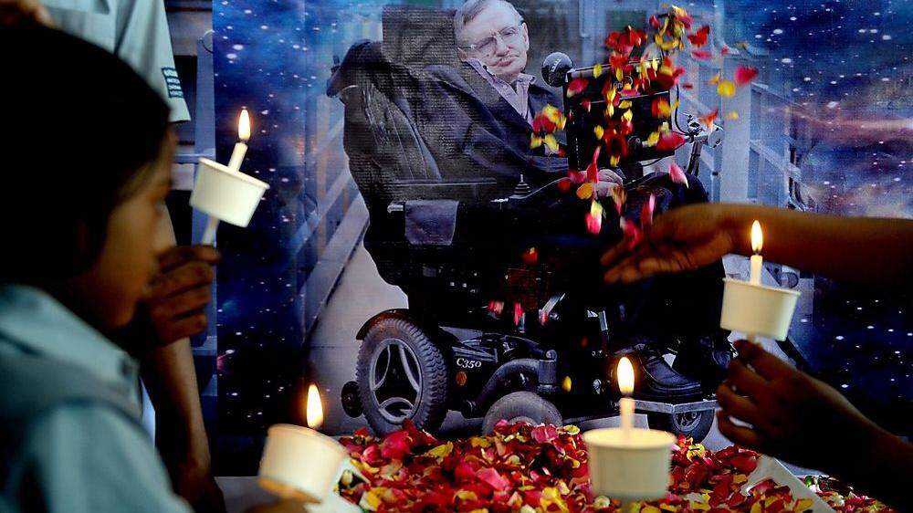 Mysteriöse Zufälle rund um Hawkings Tod