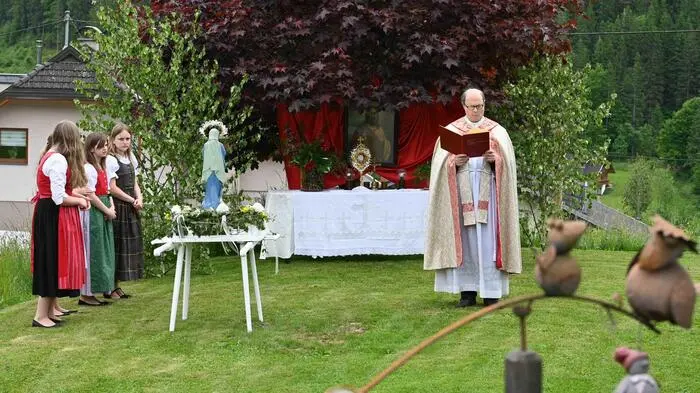Den Gottesdienst zelebrierte der ortsansässige Pfarrer Reinhold Ahrer.