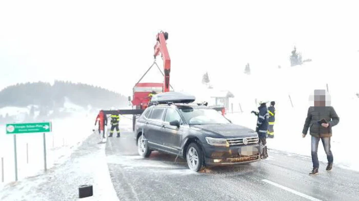 Um 16 Uhr wurde die Freiwillige Feuerwehr St. Kathrein am Offenegg am Sonntagnachmittag zu einem Verkehrsunfall auf der L355 Sommeralmstraße auf Höhe Windrad alarmiert.