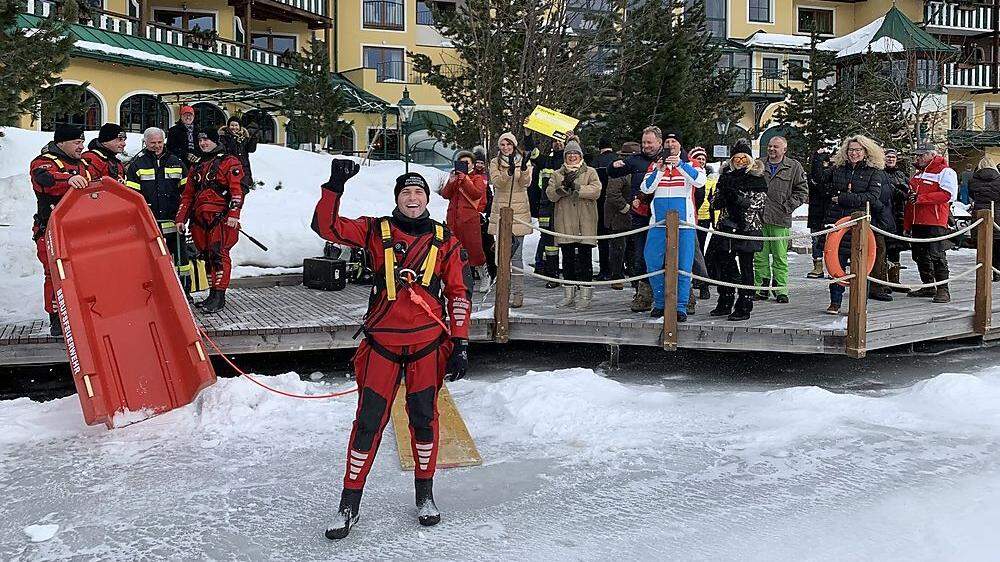 Stephan Holzer konnte die Eiswette am Turracher See gewinnen