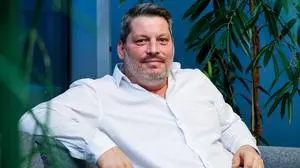 „Wir betreuen vorübergehend berufsunfähige Menschen, und das hat mich bestärkt, dass ich dazu stehe und meine Vorbildwirkung wahrnehme“, sagt Alois Loibner über seinen Umgang mit seiner HIV-Diagnose