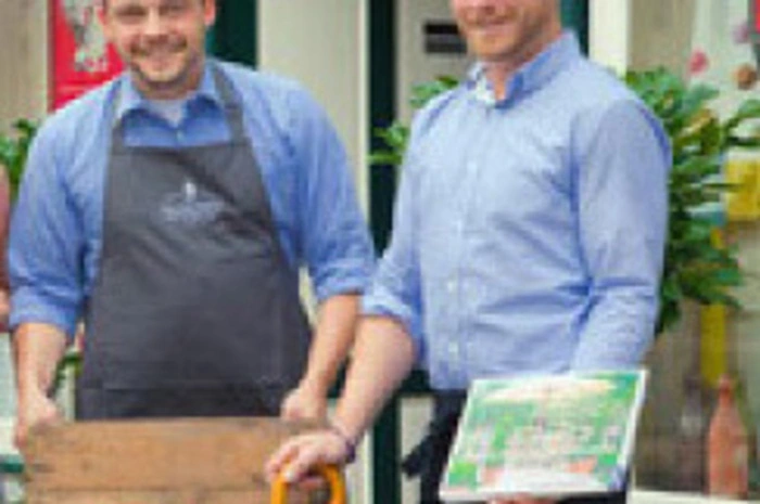 Markus Leingruber und Martin Wolfgang Lackner sind Chefs der Spezialithek in Kalwang und mit ihrem Konzept vom „Einkaufen wie Seinerzeit“ sehr erfolgreich. Die beiden lassen auch Themen-Veranstaltungen aufleben. Hier stimmen Sie ab!