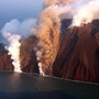 Der Stromboli bei einem Ausbruch 2007