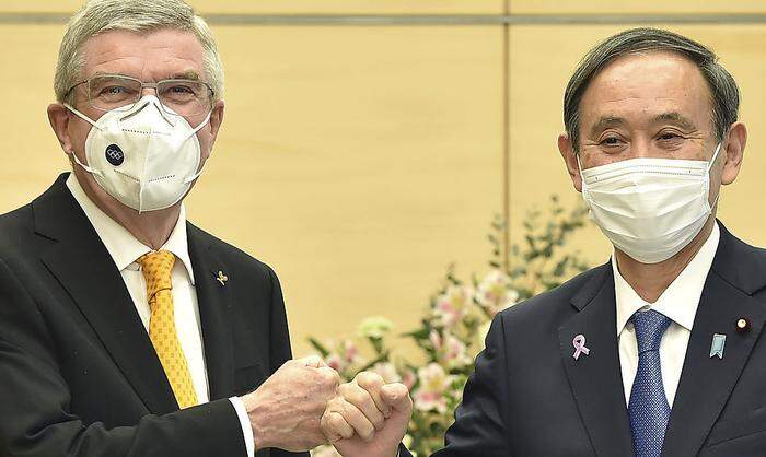 Thomas Bach und Yoshihide Suga