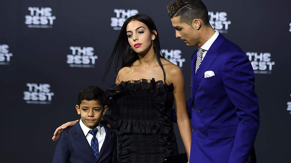 Ronaldo mit Freundin Georgina Rodriguez und Sohnemann Ronaldo junior