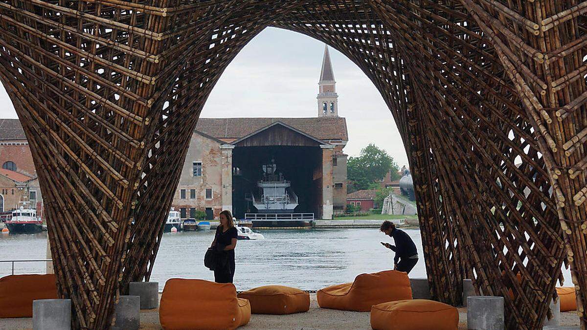 &quot;Bamboo Stalactite&quot; des vietnamesischen Architekten Vo Trong Nghia bei der Biennale in Venedig