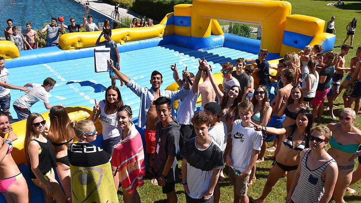 Traumwetter bescherte den feiernden Schülern eine tolle Party 