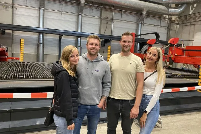 Nina Meuter, Christian Silbernagel, Thomas Hinteregger und  Vanessa Hofer aus Millstatt nutzten die Chance, den Arbeitsplatz von Hofers Freund besser kennenzulernen