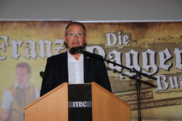 Beim anschließenden Frühschoppen sorgten die „Pagger Buam“ für Musik und beste Stimmung.