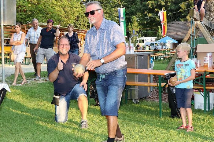Es gab erstmals auch ein Wiesenkegeln am Seefest!