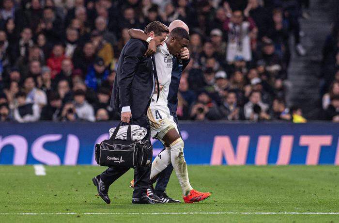 David Alaba fehlt Real Madrid aktuell verletzt