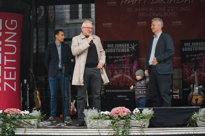 Auch Kleine Zeitung-Geschäftsführer Thomas Spann und Redaktionsmanager Bernd Olbrich feierten mit.