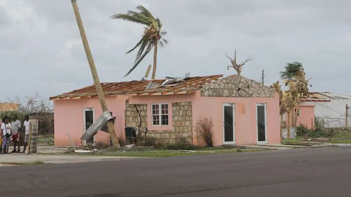 Die Karibikinsel Barbuda ist durch "Irma" nahezu unbewohnbar geworden. 95% der Insel seien zerstört.