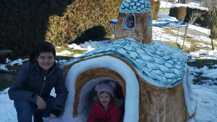 Schneekapelle von Franz Pucher und seinen Enkerln Daniel und Angeline aus Sulzhof bei Groß St. Florian