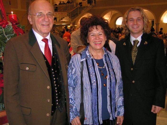  Helmuth Droz with his wife Gerlinde and Bernhard Wolfsgruber in 2006