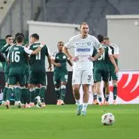 Niklas Geyrhofer war enttäuscht nach dem 1:2 des SK Sturm bei Panathinaikos Athen