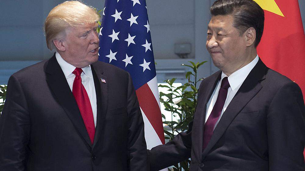Xi Jingping telefonierte mit Trump: In Russland, China und Deutschland hat man wenig Verständnis für Trumps Strategie.