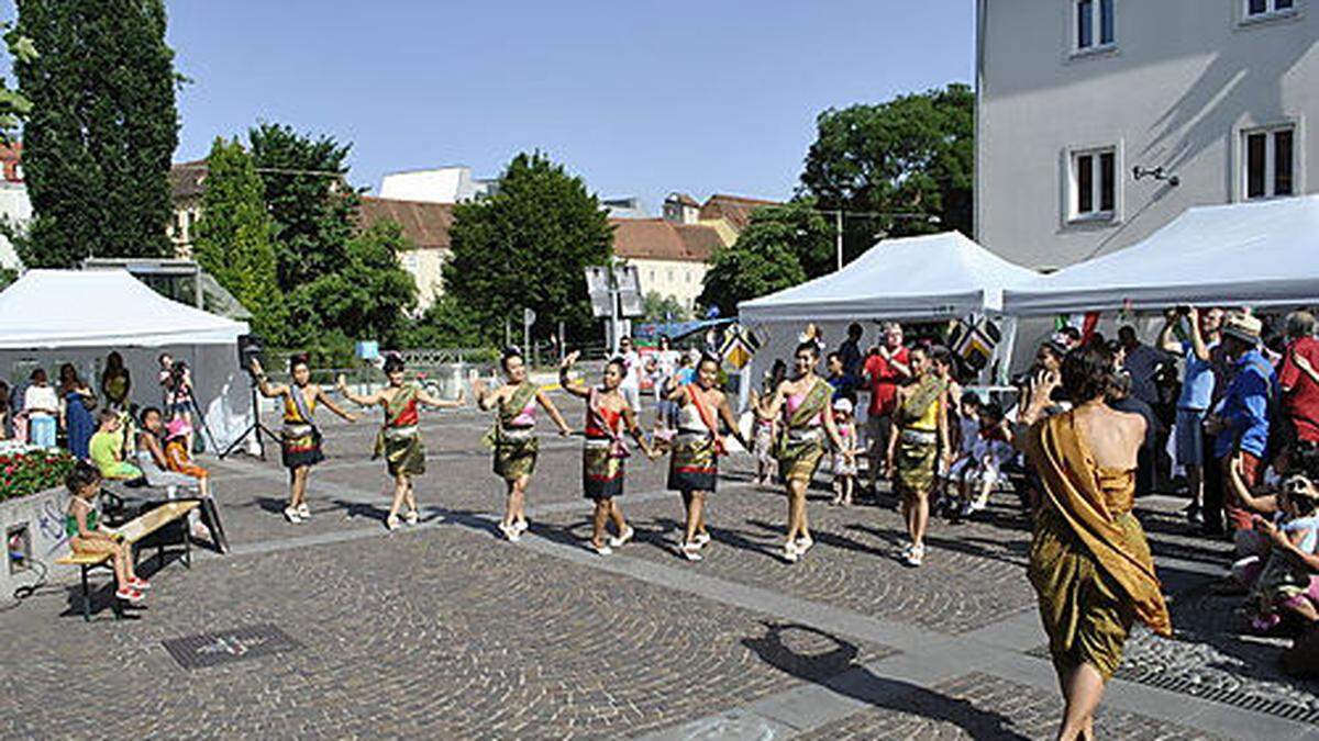 Auch heuer wieder am Mariahilferplatz: Tag der Migrantenvereine