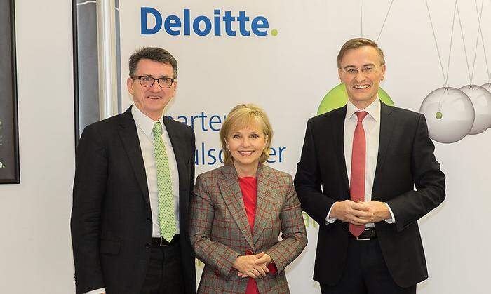 Berhard Gröhs, Gundi Wentner und Josef Schuch von Deloitte Österreich warnen vor weiterer Verschlechterung des Standortes
