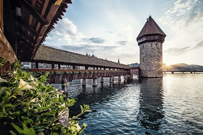 Genauso wie ein Marsch über die Kapellenbrücke - am besten frühmorgens oder spätabends.