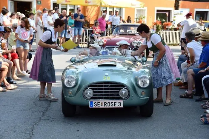Unter den prominenten Fahrern und Beifahrern befanden sich bekannte Namen wie Dieter Quester, Sigi Wolf, Max Lauda, David Brabham, Thomas Gottwald, Hans Joachim Stuck und Aksel Lund Svindal.