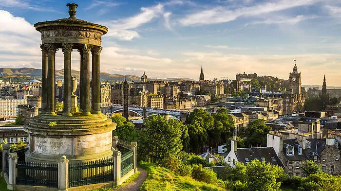 Vom Calton Hill Blickrichtung Edinburgh Castle