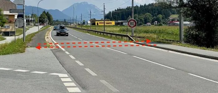 An dieser Stelle starb ein Mann beim Überqueren der Gailtal Straße