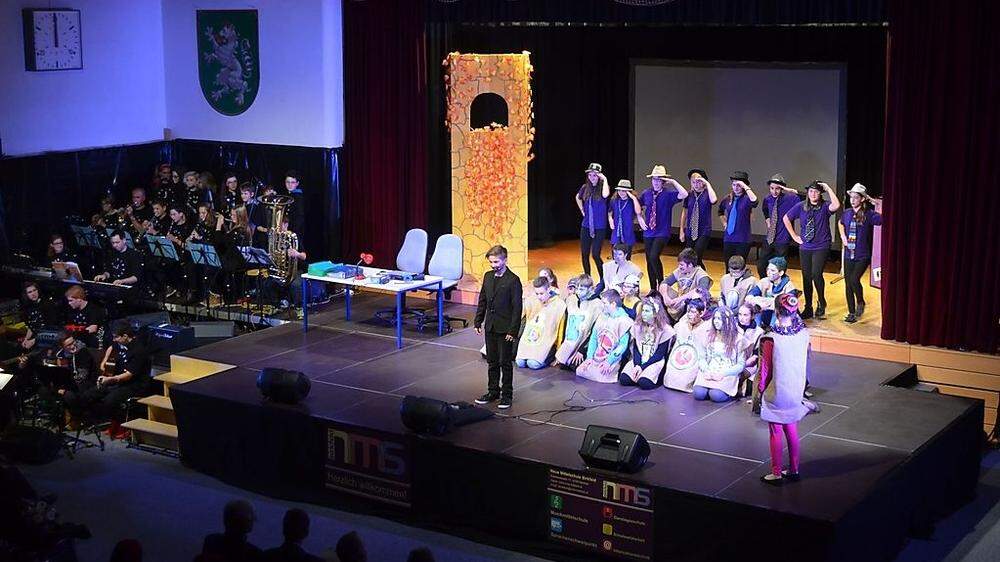 Das Musical "Ausgetickt" der Neuen Mittelschule Birkfeld wurde drei Mal aufgeführt