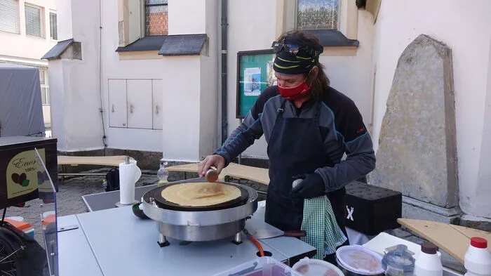 Am Mittwoch, dem 14. Oktober, gab es am VoitsbergerHauptplatz heißen Kaffee und süße Crêpes.