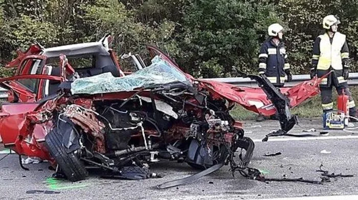Drei Fahrzeuge waren in den Unfall verwickelt 