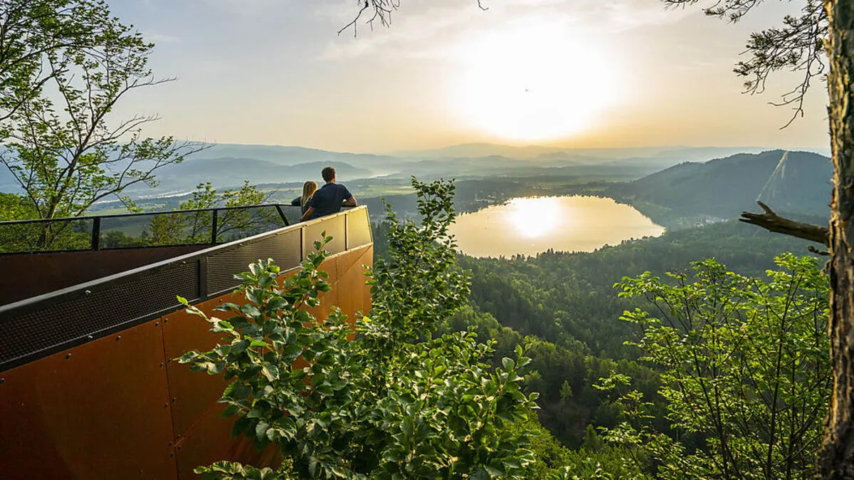 Slow Trail mit der Aussichtsplattform am Kitzelberg 