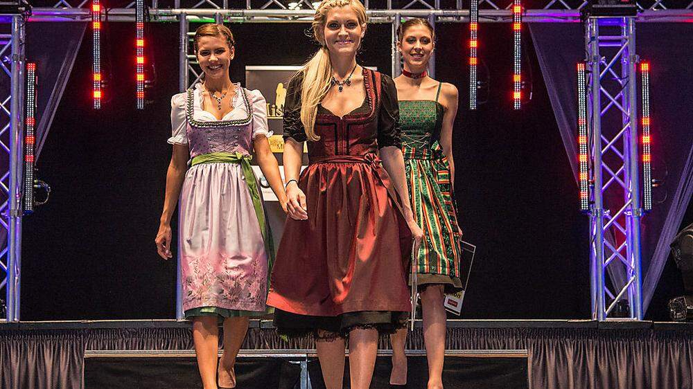 Die drei Schönsten 2014: Antonia Delia Schäfer (2.), Sabrina Zechner (3.), Tamara Borer (1.)