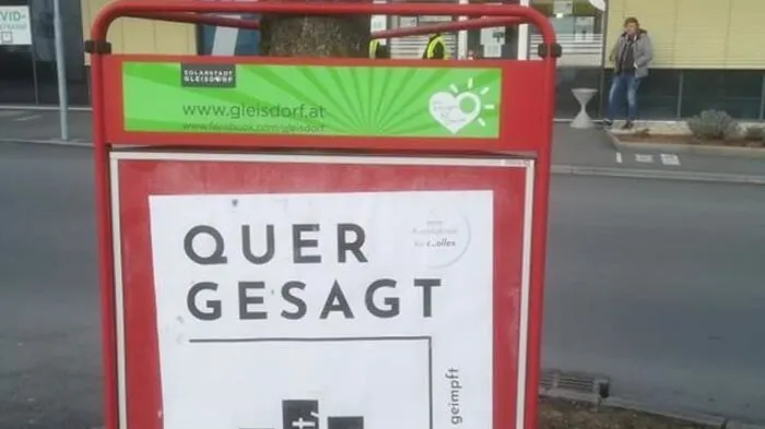 Eine anonyme Künstlergruppe hat die "Sprache der Querdenker" studiert ...