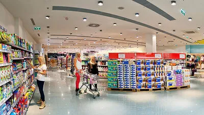 Die dm-Filialen sollen heller und farbenfroher werden