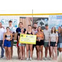 Im Rahmen der Vulkanland Beachtour kamen beim „Charity-Mixed“ 3700 Euro an Spenden für Pro Juventute zusammen